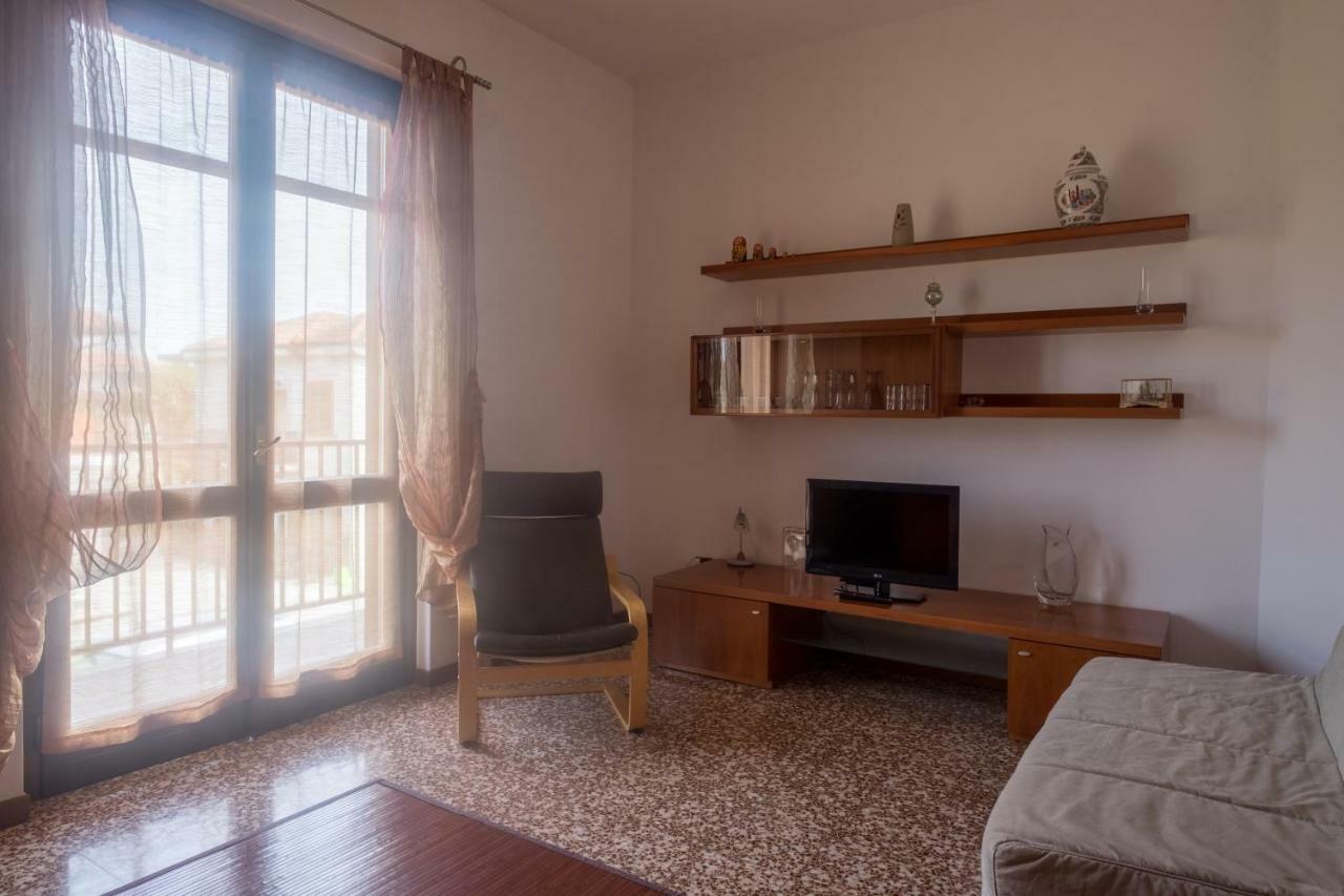 B&B Le Camelie Bareggio Dış mekan fotoğraf