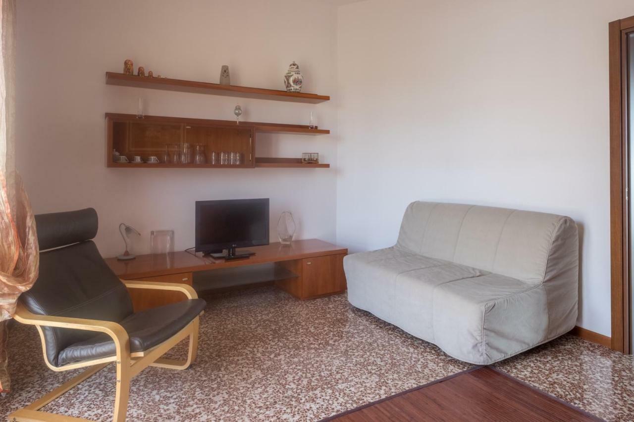 B&B Le Camelie Bareggio Dış mekan fotoğraf