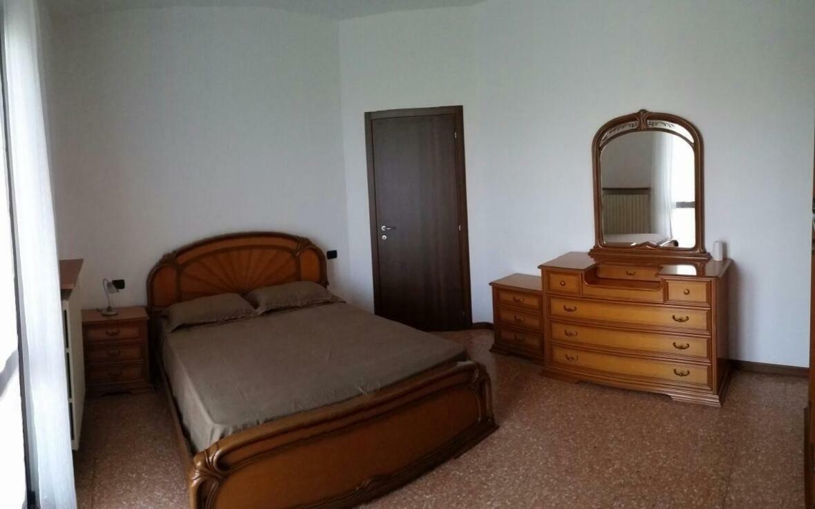 B&B Le Camelie Bareggio Dış mekan fotoğraf
